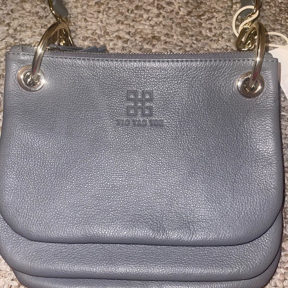 NWT Tic Tac Toe NWT Purse Interchangeable Handbags In Gray Leather W/ Gold - Picture 3 of 6